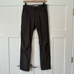 Women’s High Coast Lite Trousers Gray Size 29